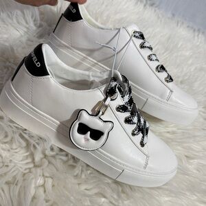 NWT Karl Lagerfeld White Low-Top Sneakers with Black Accents size 7 1/2